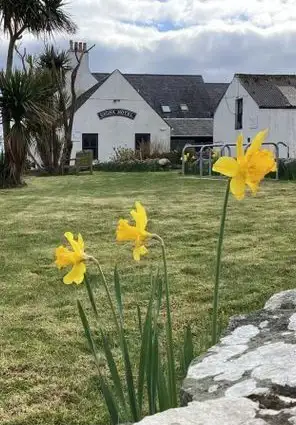 Lochlen, Gigha Primary School