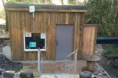 Thumbs 3 Turbine House