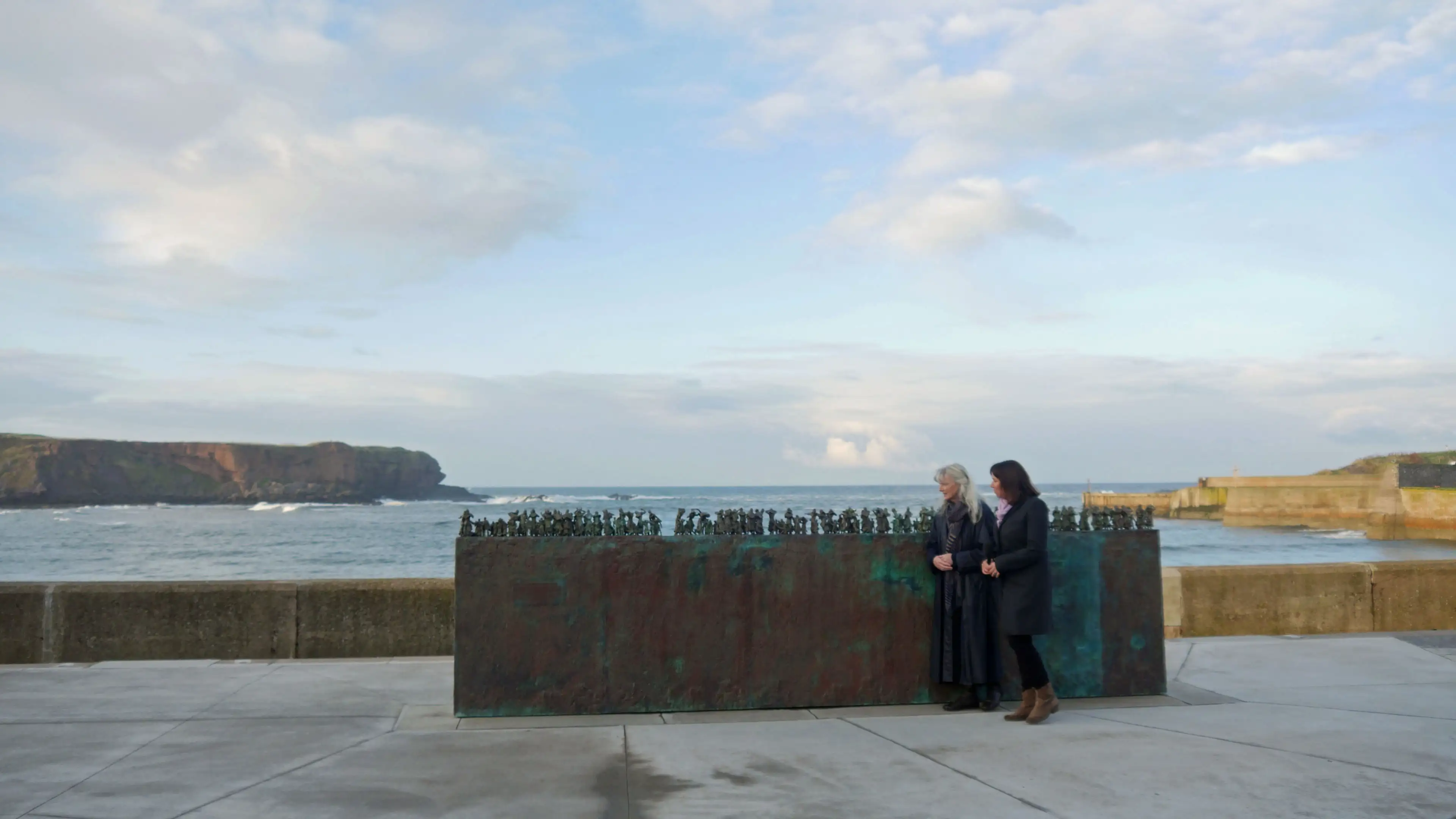 widows---bairns-sculpture--eyemouth--berwickshire-1-with-the-french-fort-in-the-background.jpg